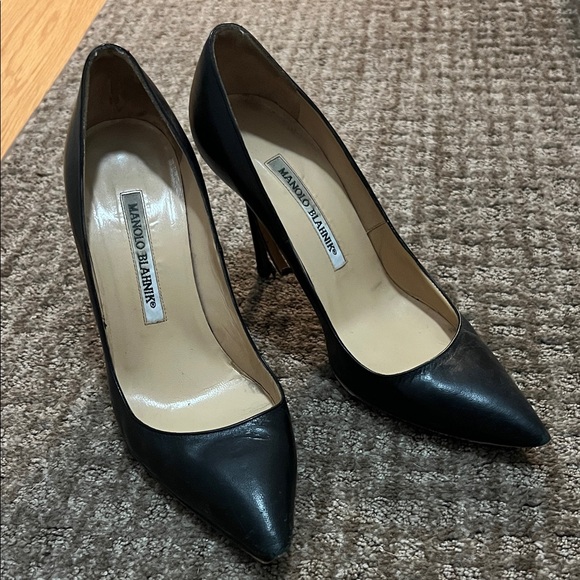 Manolo Blahnik Black BB Heels - Picture 1 of 3